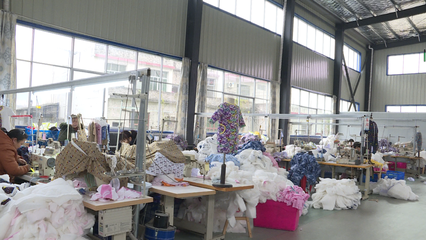 【決戰決勝 脫貧攻堅】通城麥市鎮:制衣扶貧微工廠縫出致富路